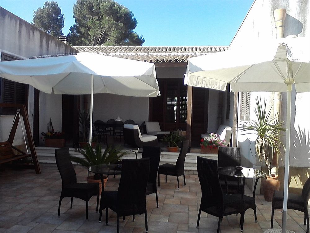 Borgo Pida Hotel Paceco Buitenkant foto